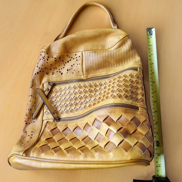 Woven Zippered Vintage Backpack With Cut-Outs - Picture 9 of 12